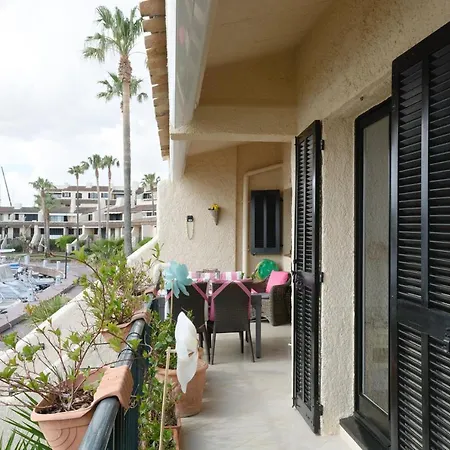 Apartamento 4 Etoiles Pieds Dans L'eau Cogolin