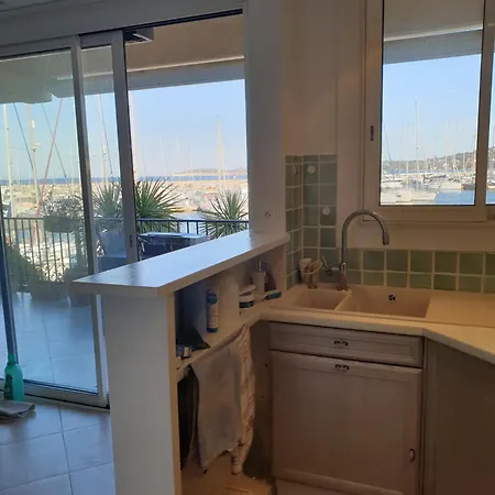 4 Etoiles Pieds Dans L'eau Apartamento Cogolin